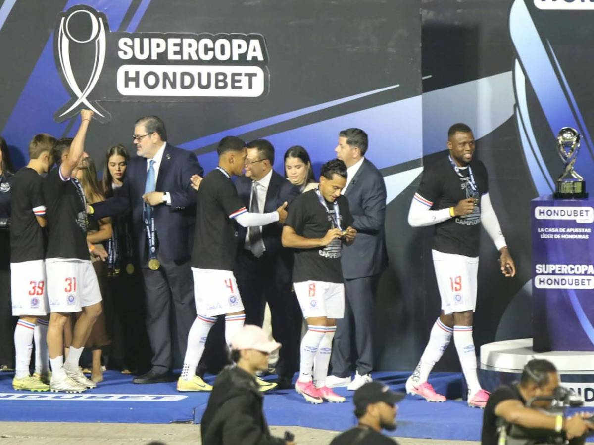 Olimpia festeja la Supercopa de Honduras, gran gesto de Motagua, el MVP y tristeza azul