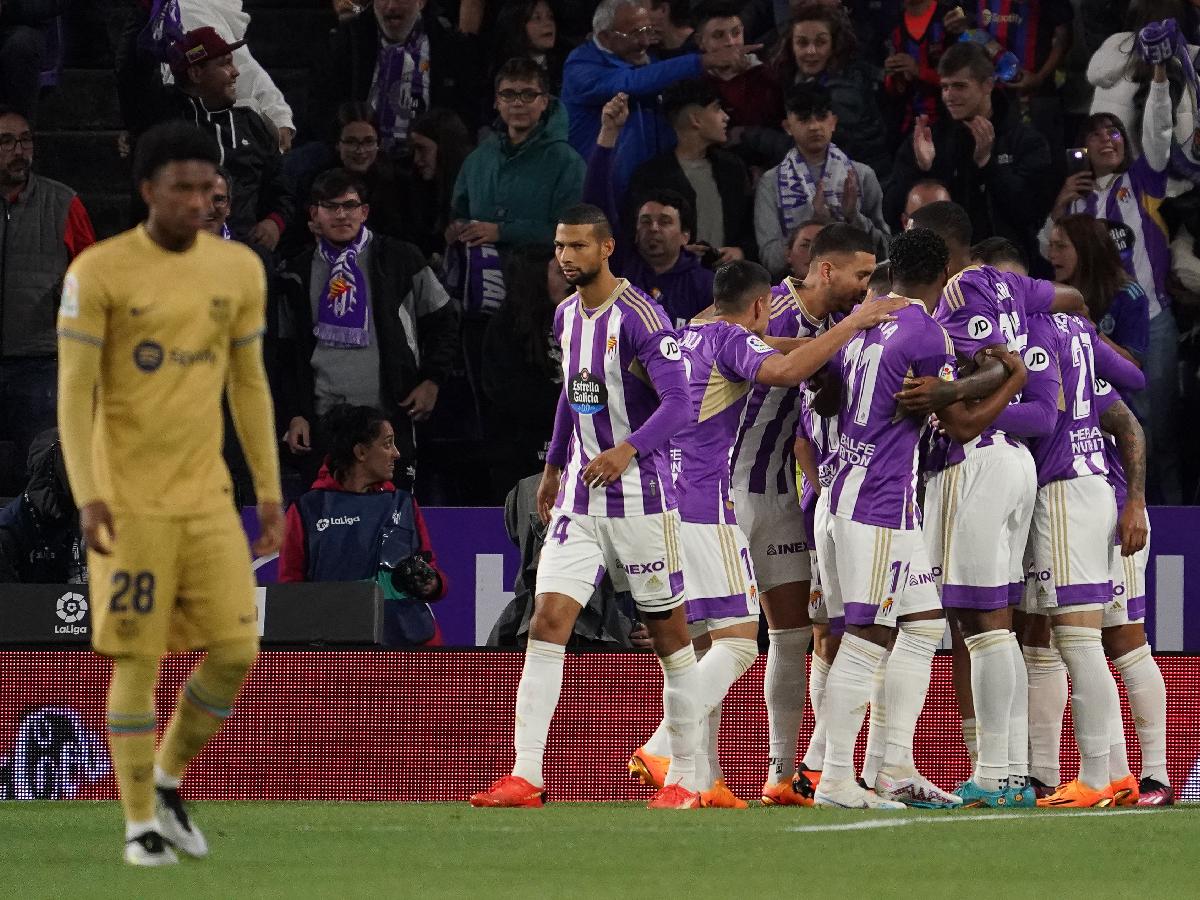 Tabla: Barcelona pierde ante Valladolid y hunde al Espanyol
