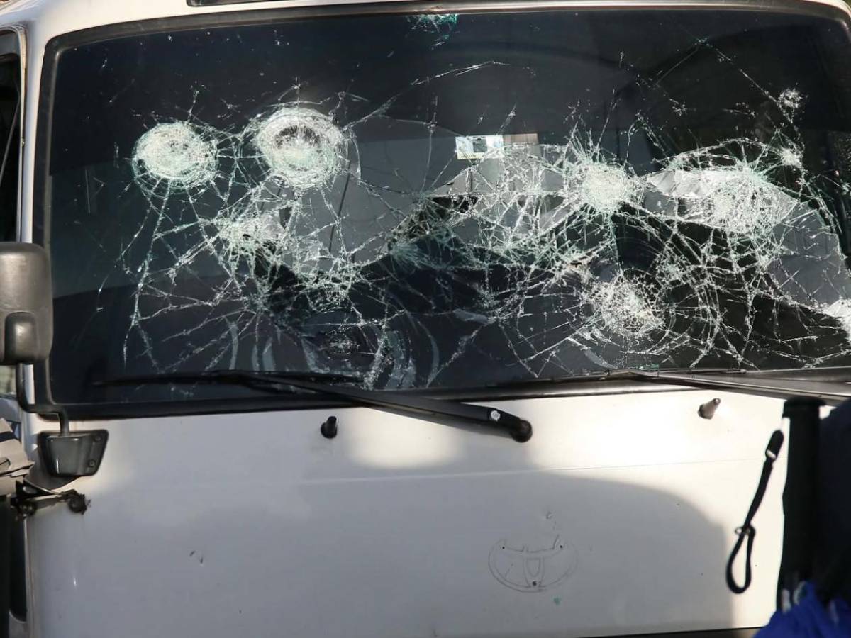 Said Martínez, víctima de los disturbios entre las barras de Motagua y Olimpia