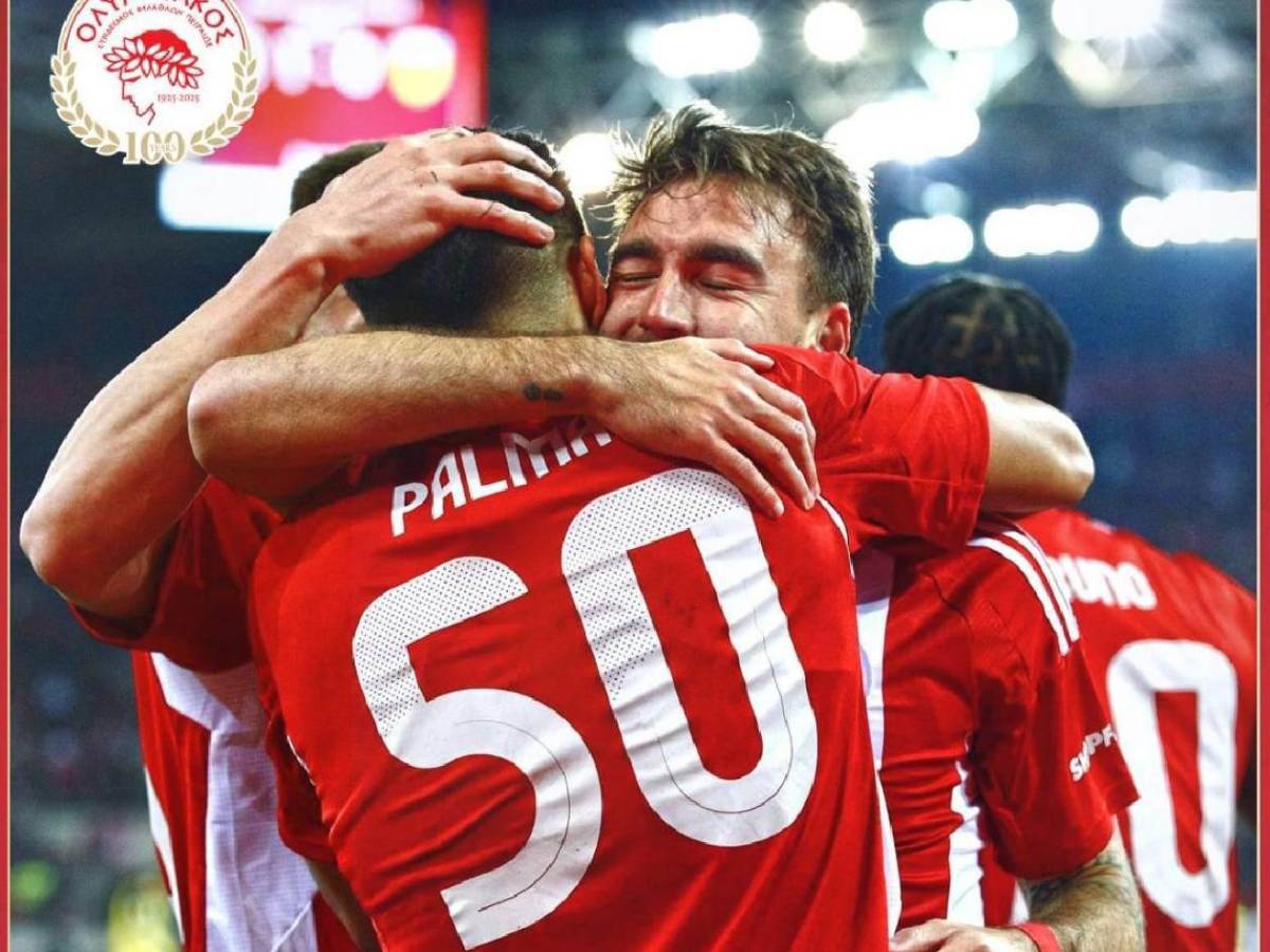 Show de Luis Palma en Grecia, ‘lujo’ del hondureño y mensaje del Olympiacos