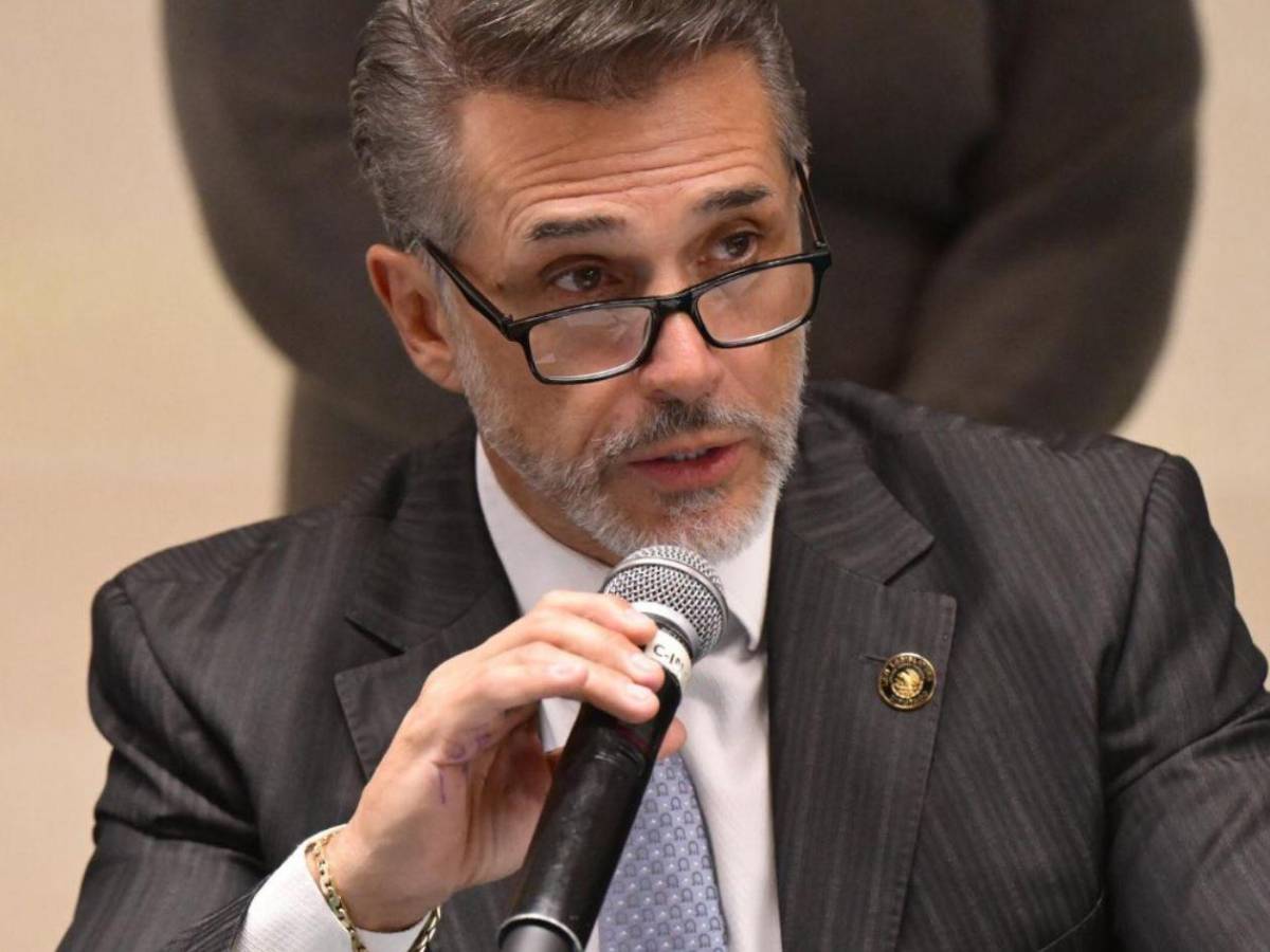 ¿Por qué Morena expulsó a Sergio Mayer pese a su renuncia?