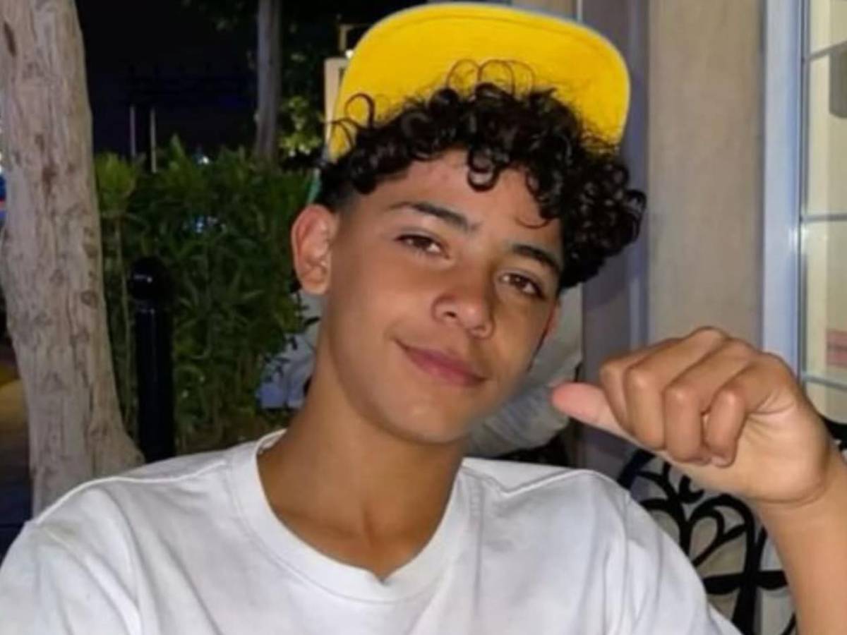 Destapan la verdad tras viralizarse fotos del hijo de Cristiano Ronaldo con misteriosa chica