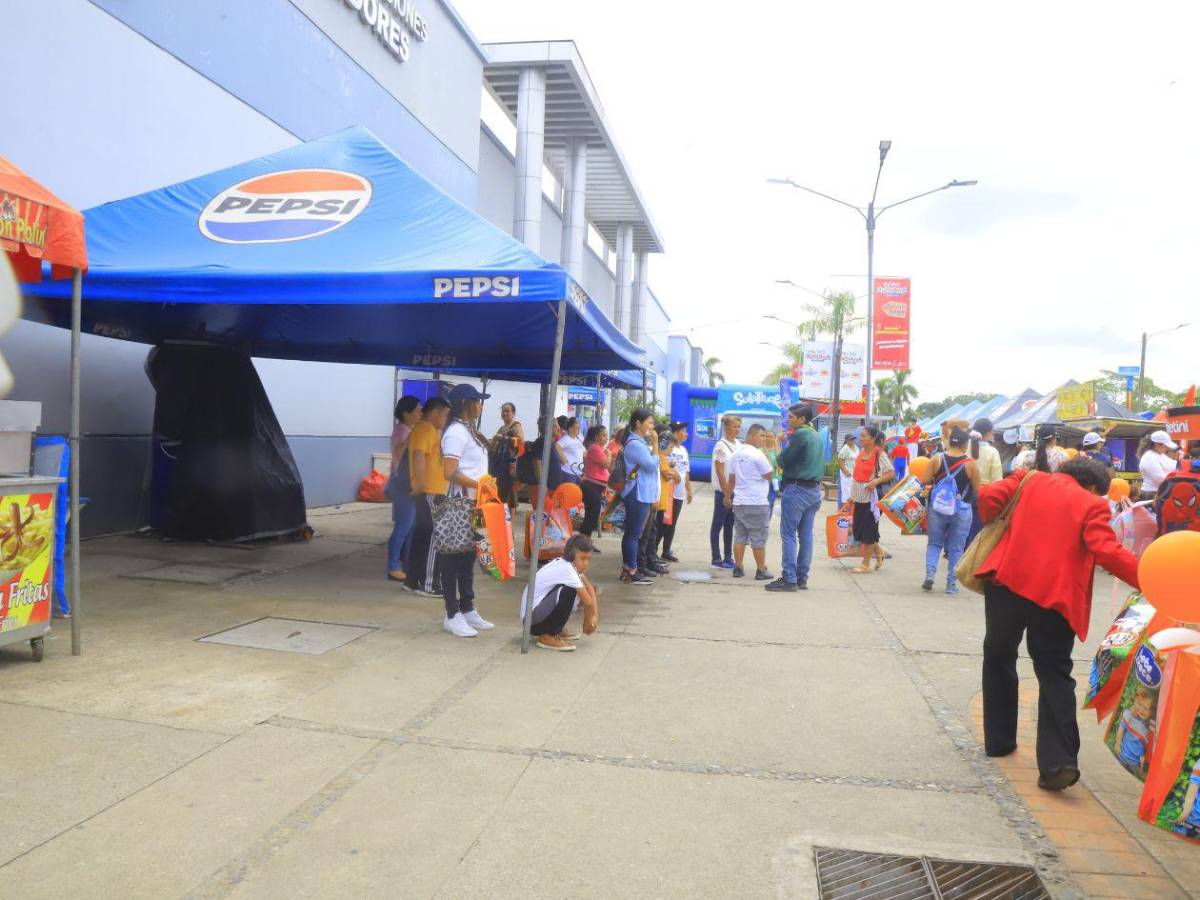 Más de 1,300 niños disfrutaron con entusiasmo la Feria Infantil de la Expojuniana