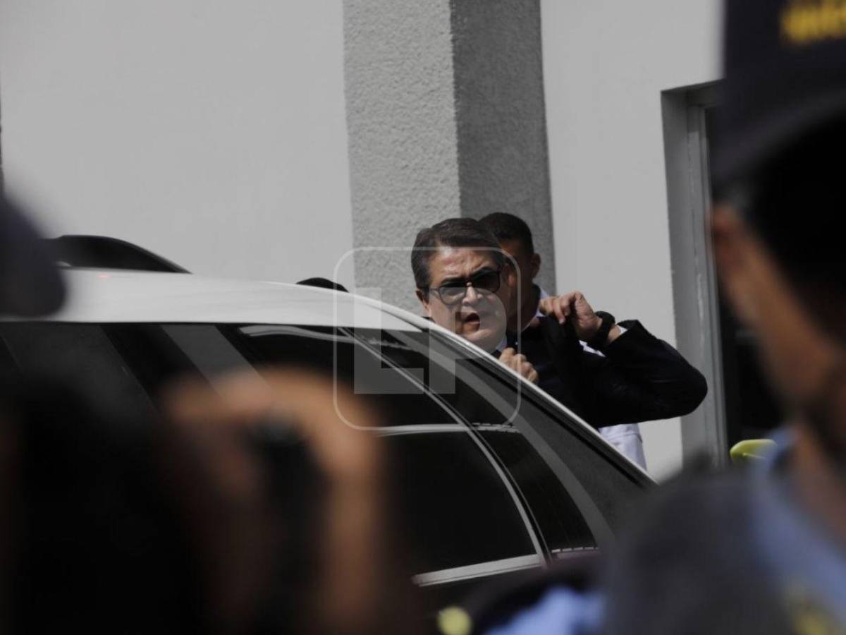 Tienen 10 años de estar con eso: JOH antes de ingresar a audiencia inicial