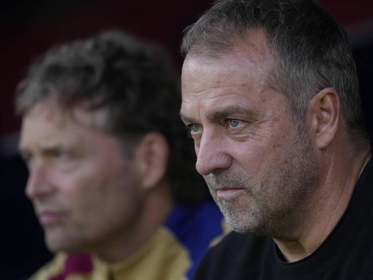 Hansi Flick da la cara tras la derrota y revela lo que pasa con el Barcelona