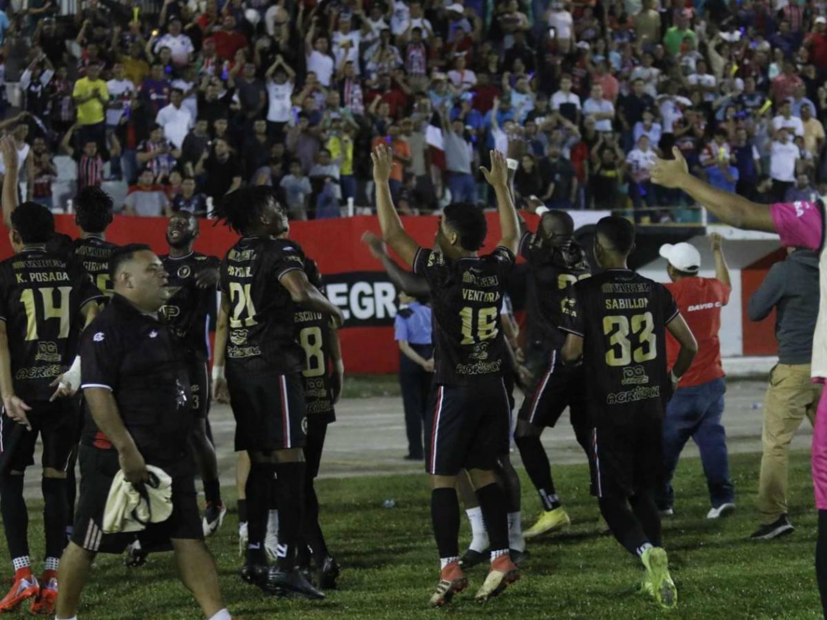 Batacazo: drama de Platense afuera de la final en penales y euforia del Independiente