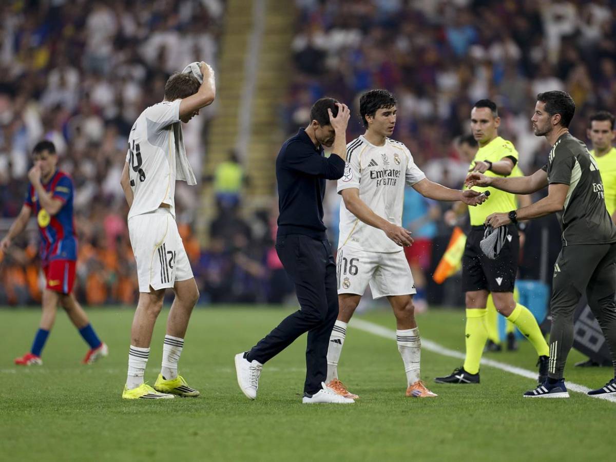 Barcelona festeja la Supercopa, el culpable de derrota del Real Madrid y burla de Raphinha