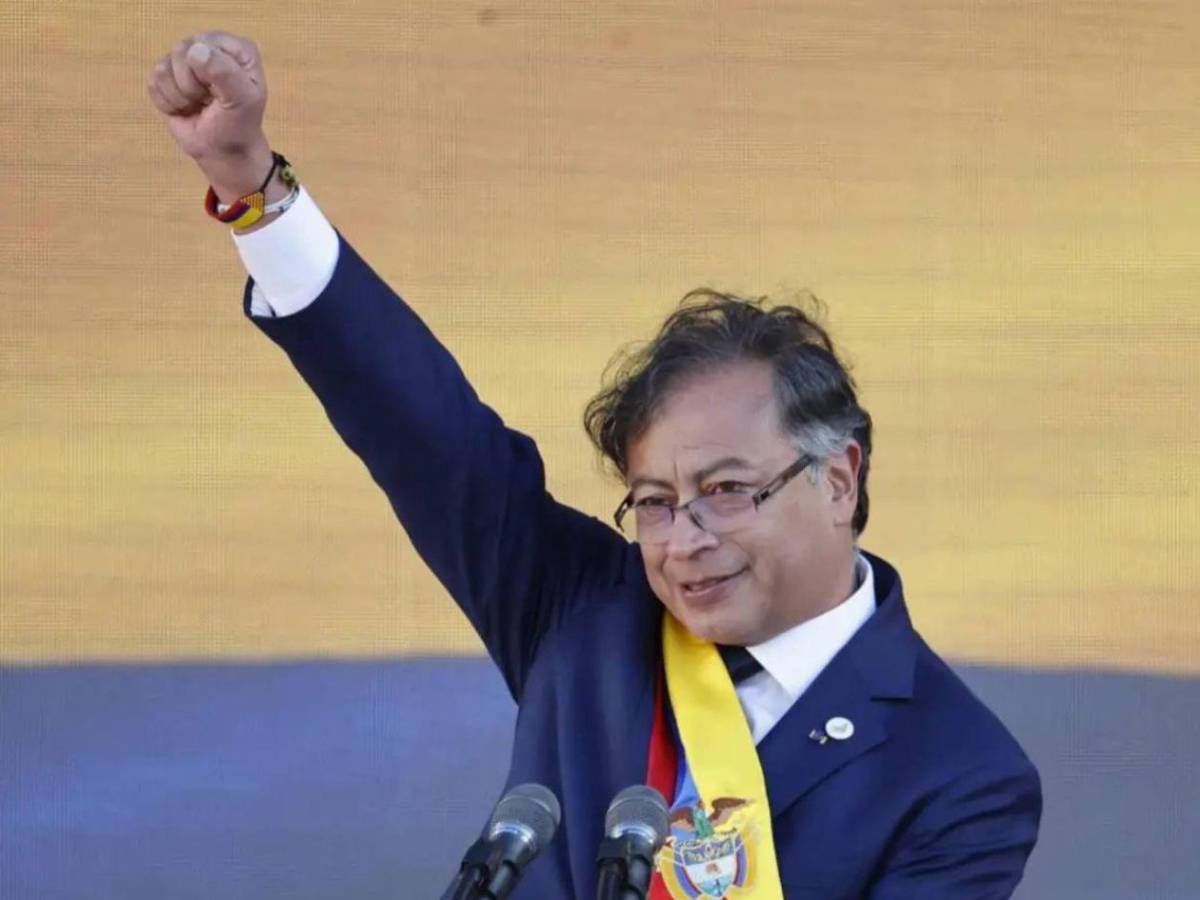 ¿Por qué no también al Chapo?: Mike Vigil critica indulto de JOH