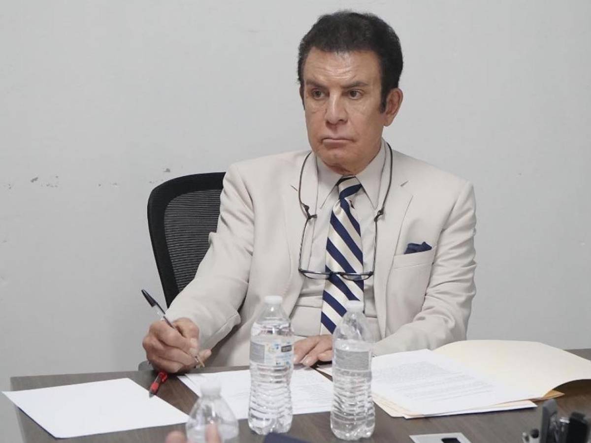 El dolor de Salvador Nasralla por Julio César Núñez y revela la causa de su muerte