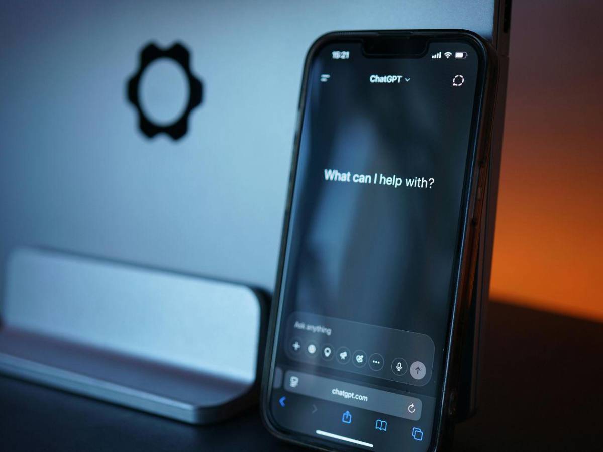 Padres demandan a OpenAI: alegan que consejos de ChatGPT provocaron la muerte de su hija