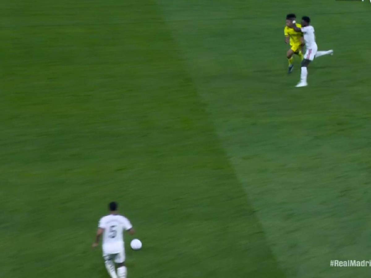 Revelan lo que dijo el VAR antes de insólita expulsión de Vinicius y el acta arbitral