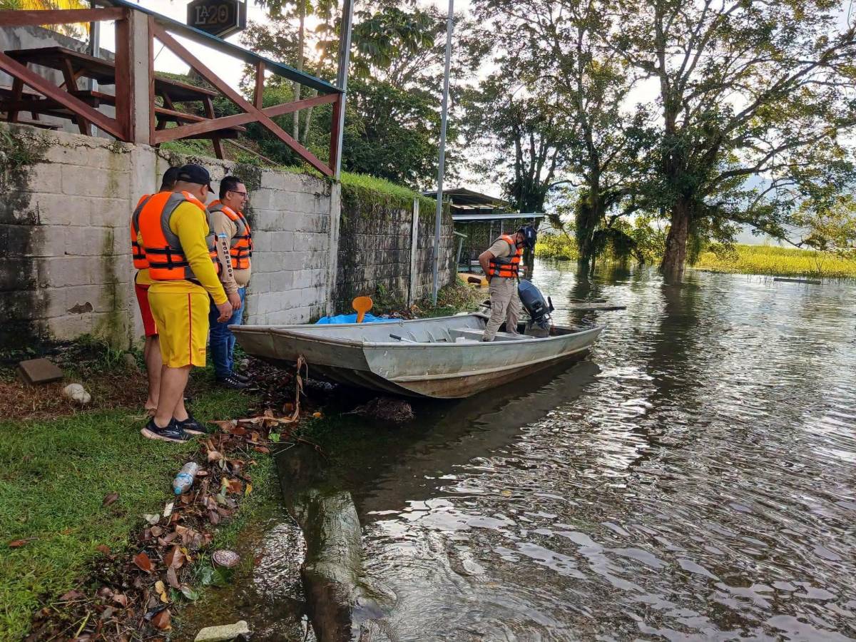 Tres hondureños y un nicaragüense desaparecen en el Lago de Yojoa