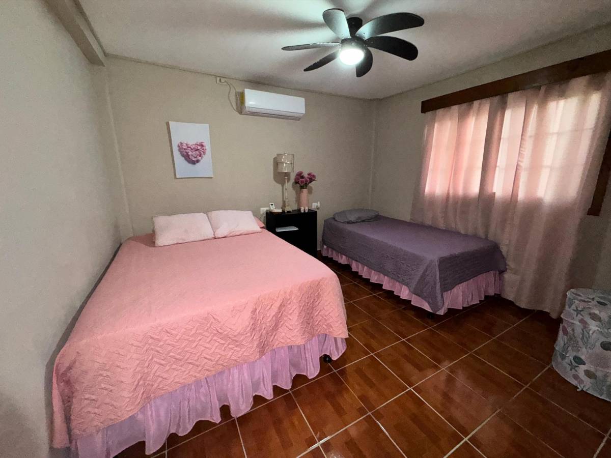 En las casas pueden entrar hasta cinco personas.