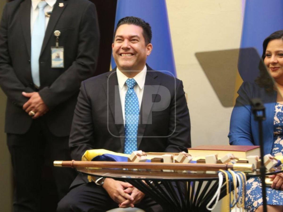 Personalidades captadas en el traspaso de mando de Juan Diego Zelaya