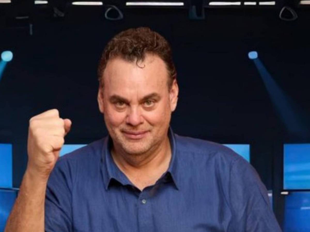 Faitelson menosprecia a Panamá y Blas Pérez le responde con cruel confesión