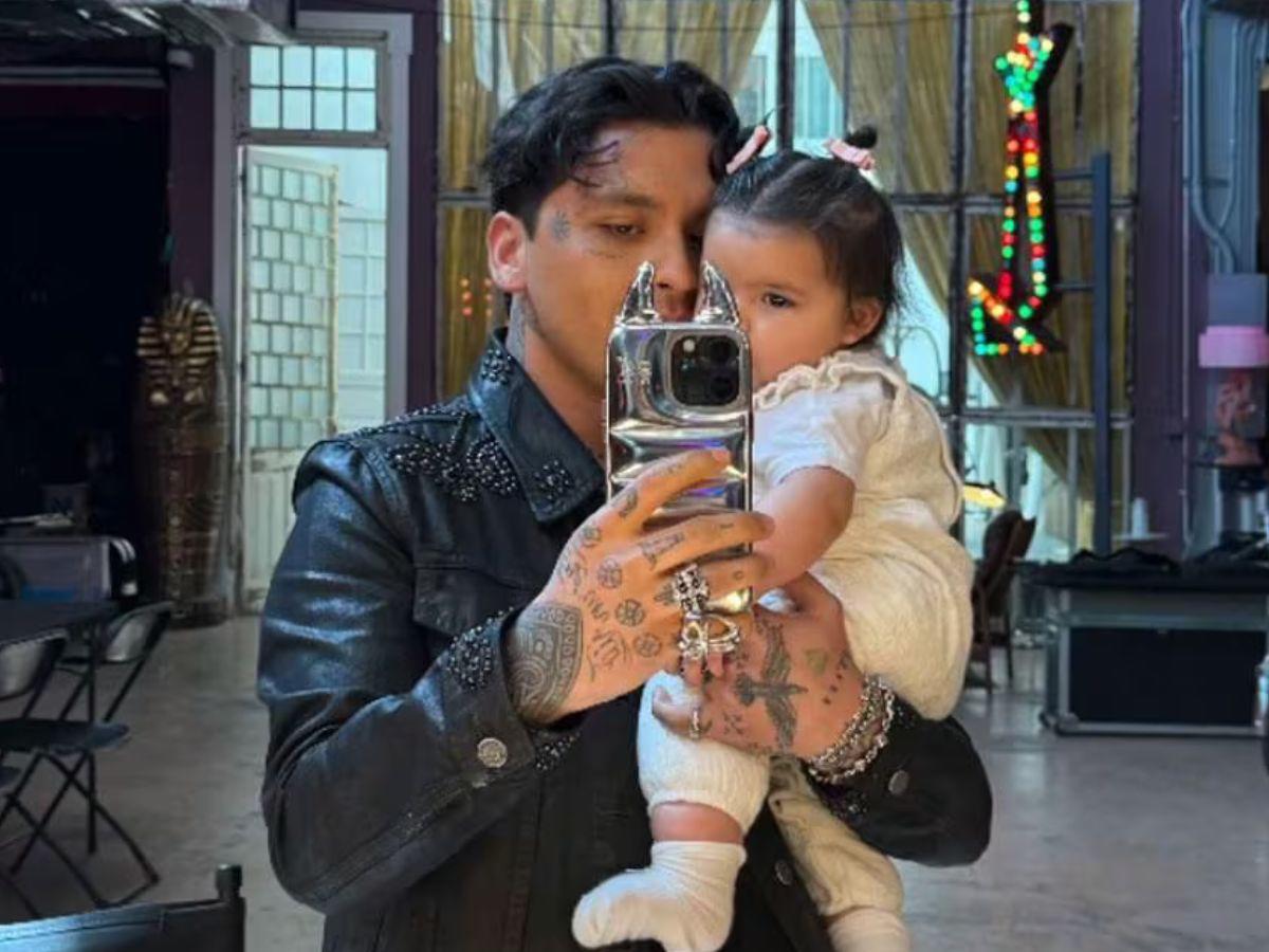 Christian Nodal demanda a Cazzu y esta es la razón