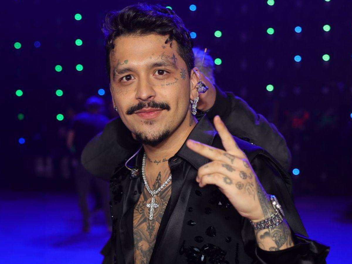 Christian Nodal tacha de mentirosa a Cazzu y exige justicia