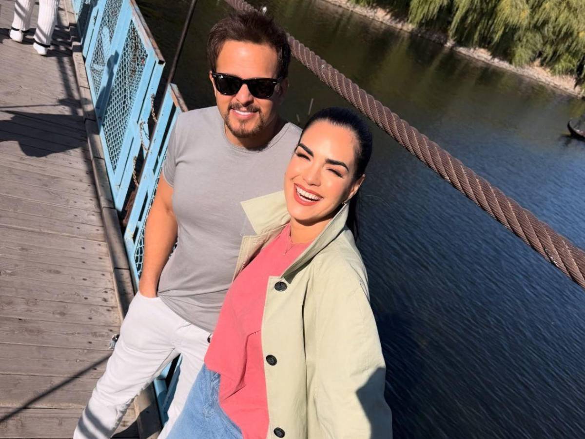 Scarlet Ortiz recibe una emotiva pedida de mano tras 26 años de amor