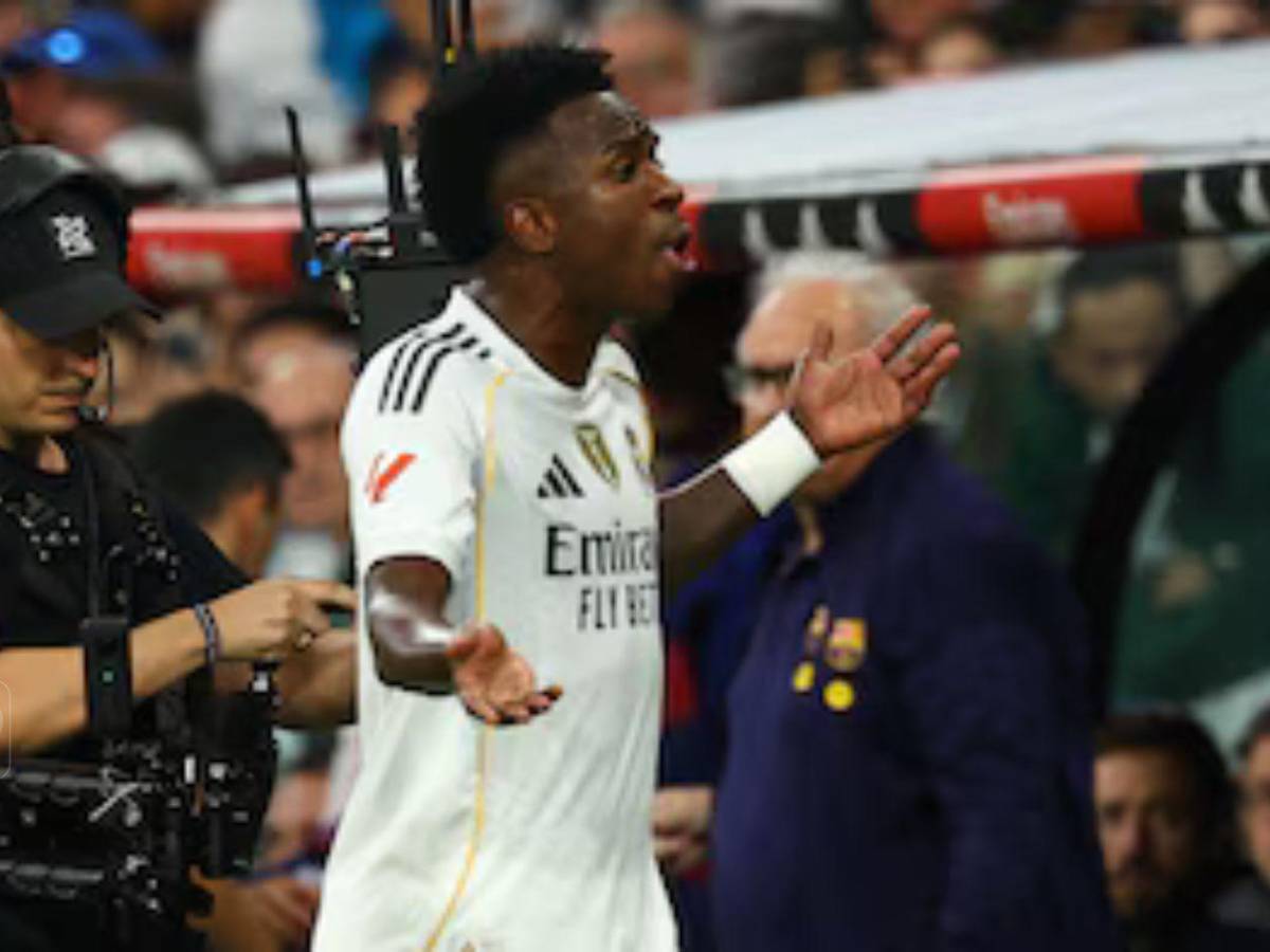 Vinicius toma sorprendente decisión tras su berrinche a Xabi en el clásico
