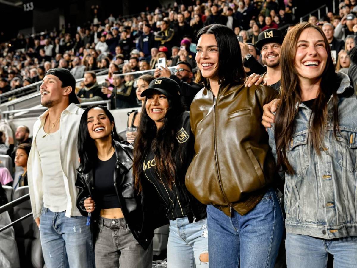 Messi, molesto por salvadoreño y recibe burla en Champions de Concacaf