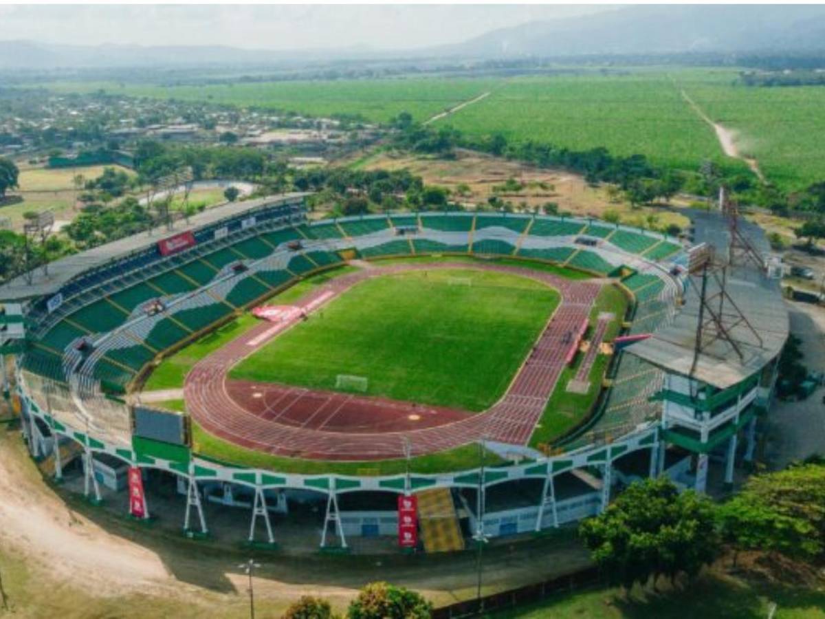 Estadios de fútbol de Honduras rediseñados por la inteligencia artificial