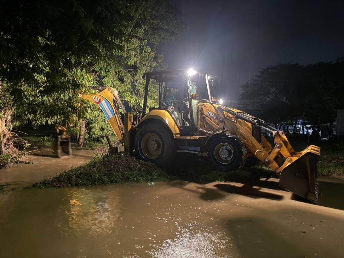 Torrenciales lluvias dejan viviendas afectadas, inundaciones e incomunicación en Quimistán