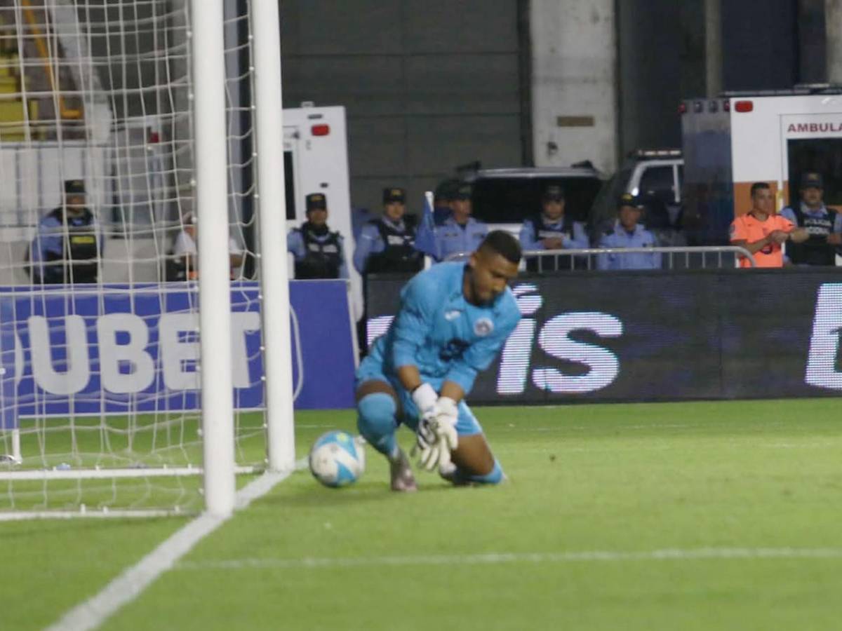 Héroe de Olimpia, llanto del villano de Motagua, disturbios, heridos y bellezas