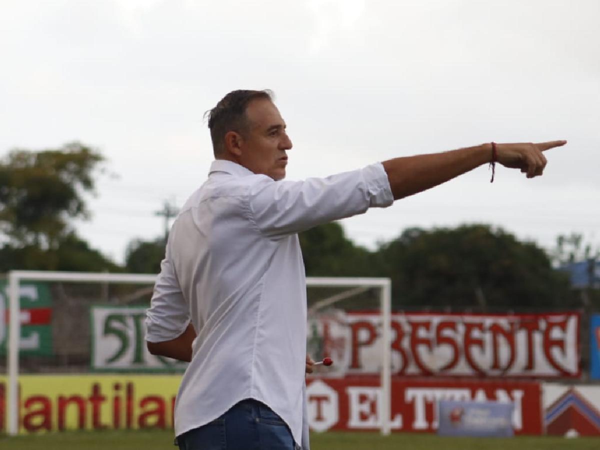 “Tota” Medina responde a críticas a Marathón y el clásico ante Olimpia