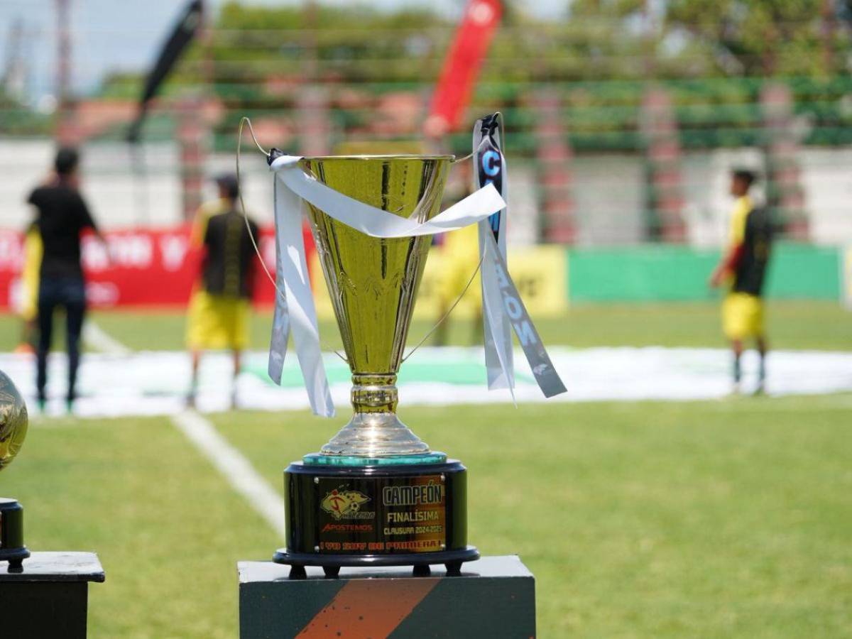 Chicas roban suspiros en la final y ambientazo para el Choloma-Independiente