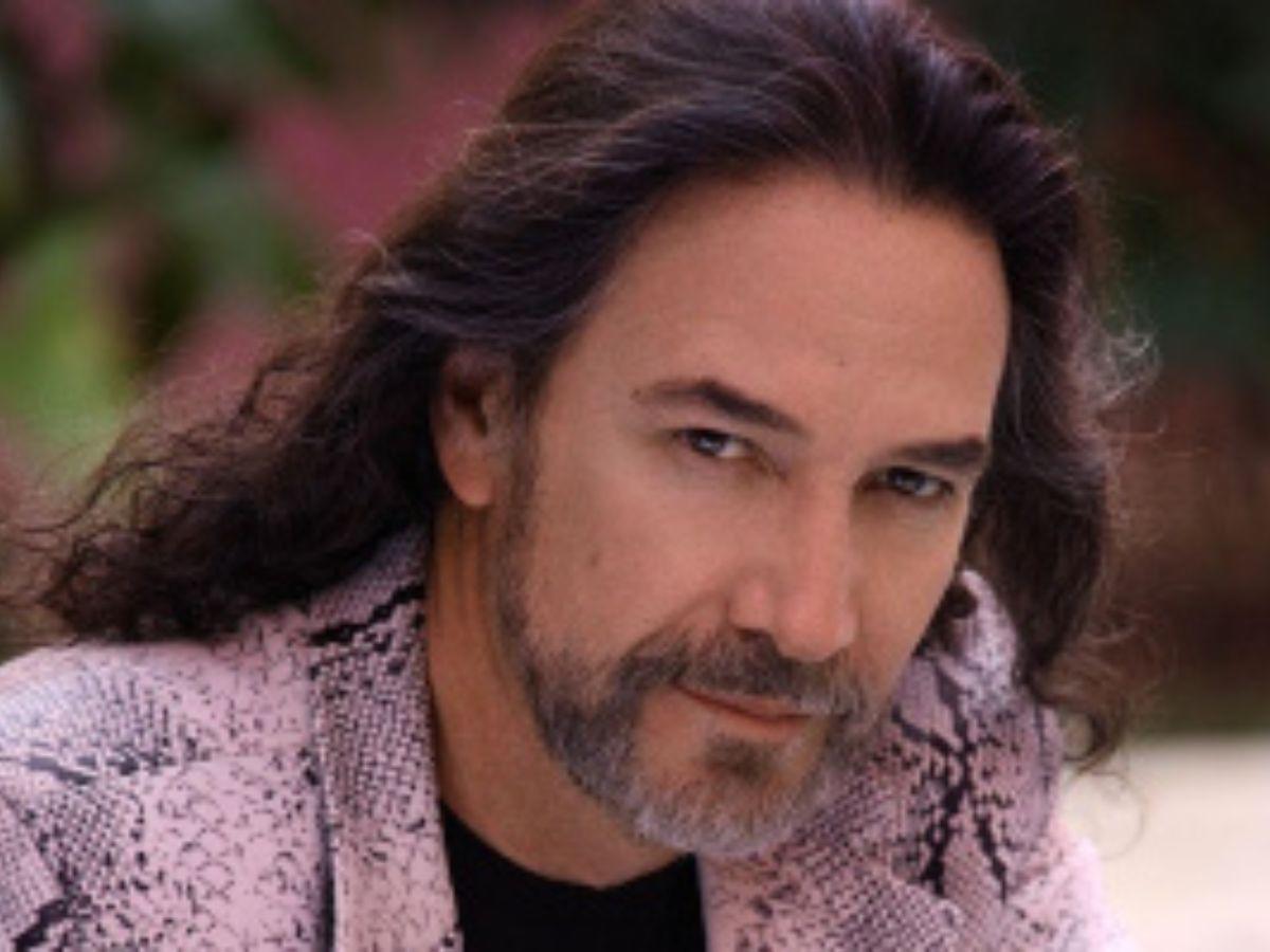 Marco Antonio Solís, devastado tras inesperada muerte de un ser querido