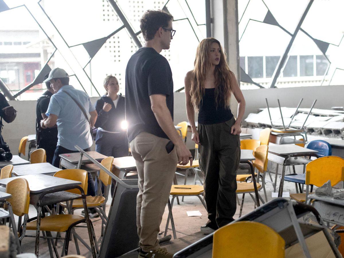 Shakira reconstruirá universidad y colegios afectados por el terremoto en Colombia