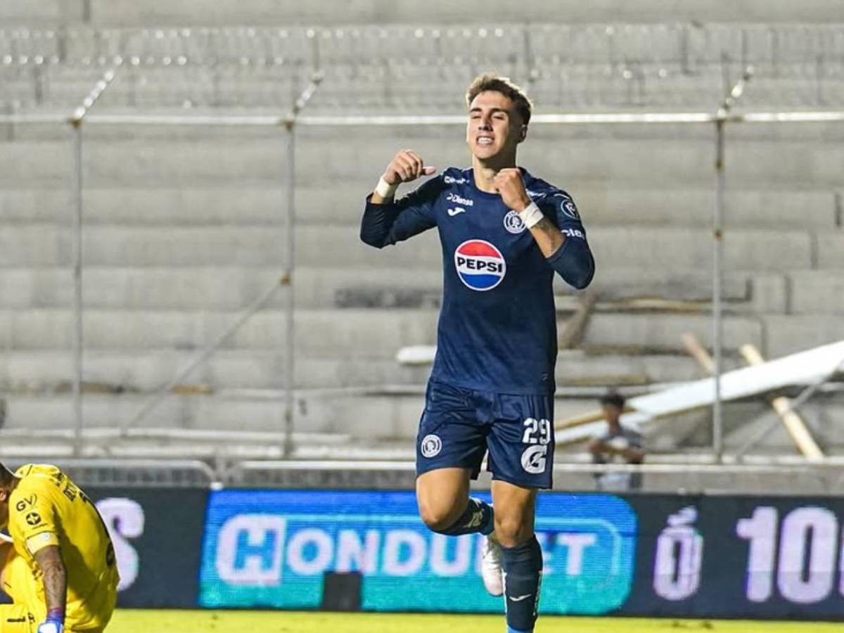 Rodrigo Auzmendi toma decisión en la relación con Laura Meza tras irse a Argentina