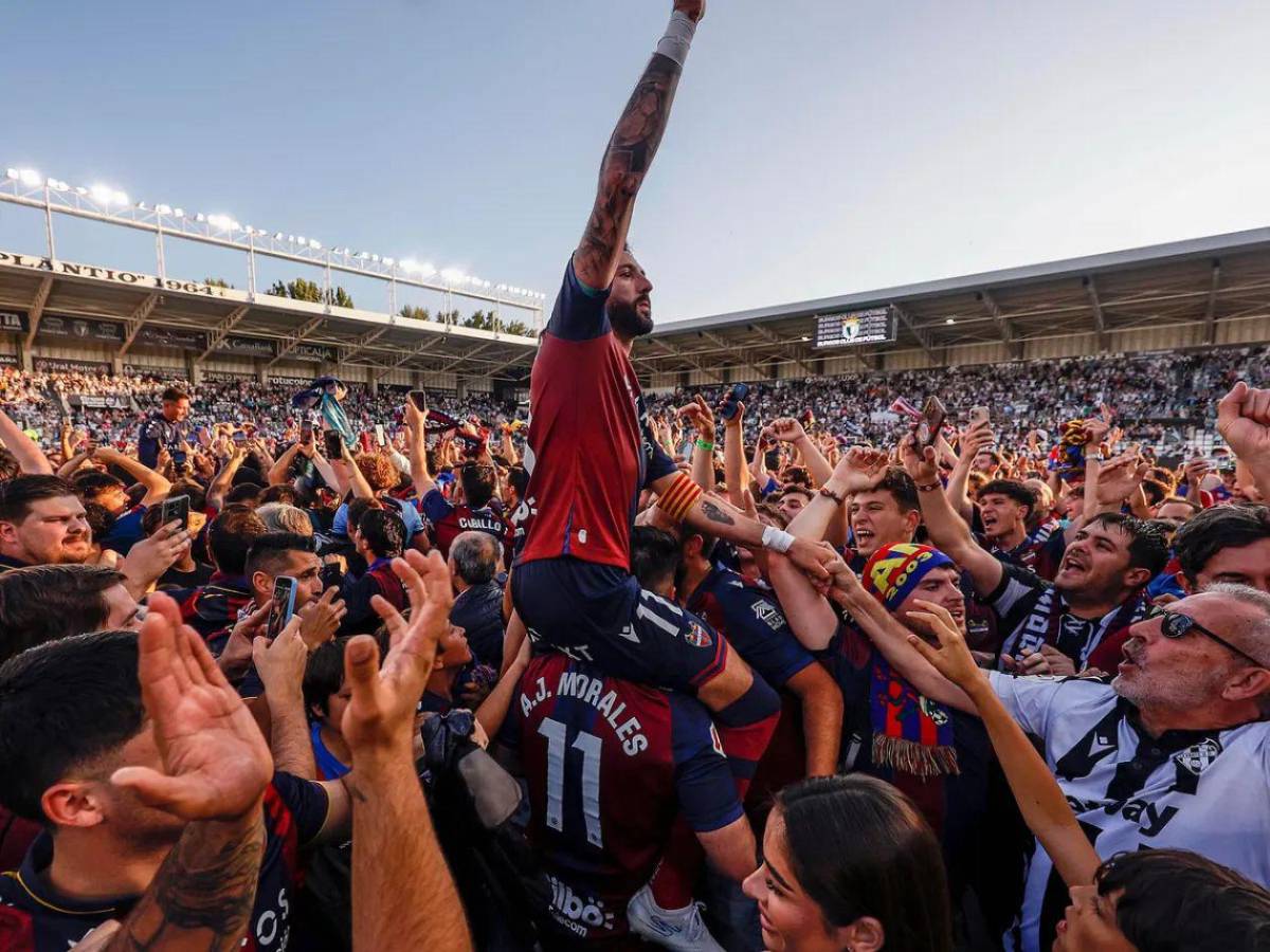 Kervin Arriaga tiene nueva casa en España: Navas formó parte y así es el Levante UD