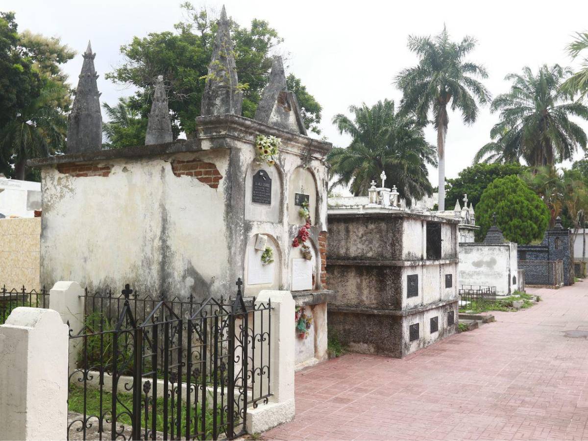 Las familias que dejaron su huella en el Cementerio General de San Pedro Sula
