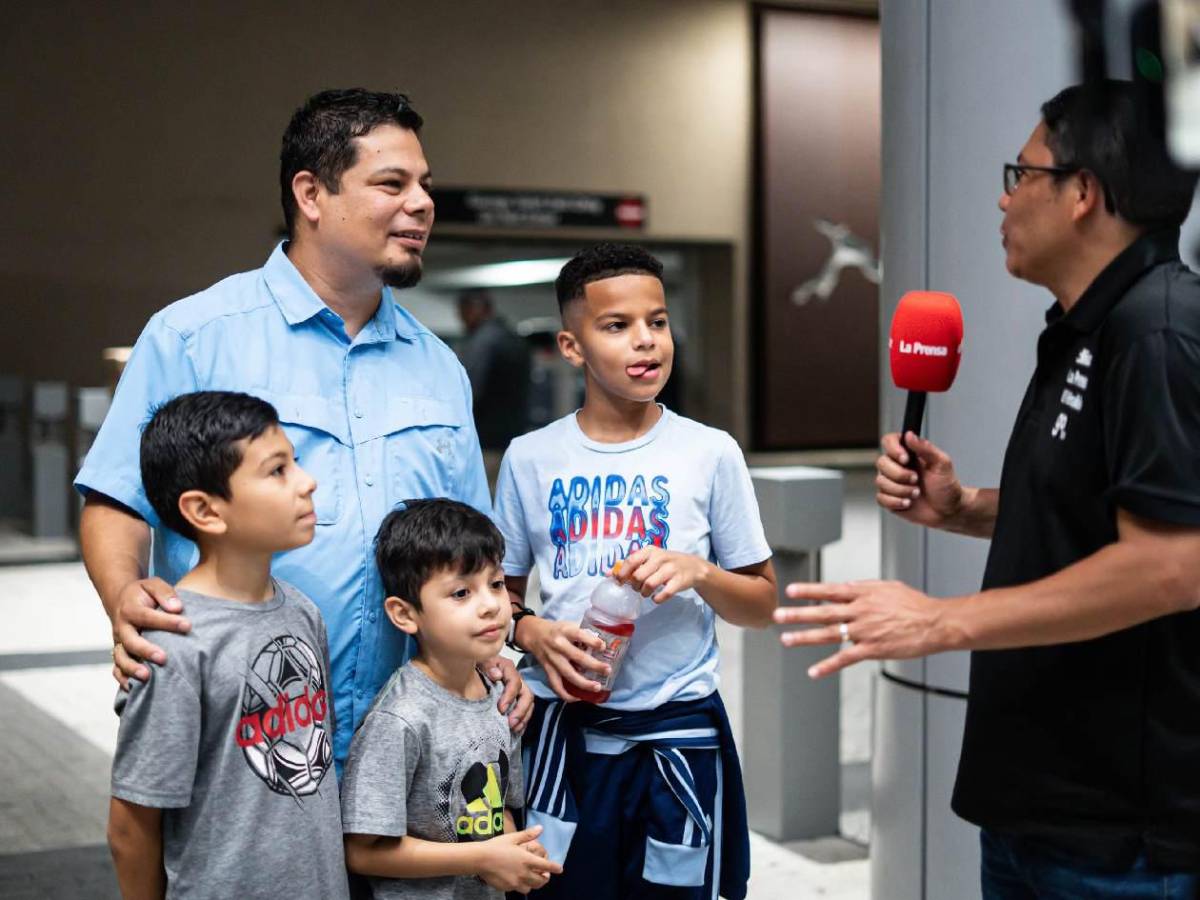 ¿Quién es la misteriosa chica? Bellezas y lo que hizo Palma en entreno de Honduras