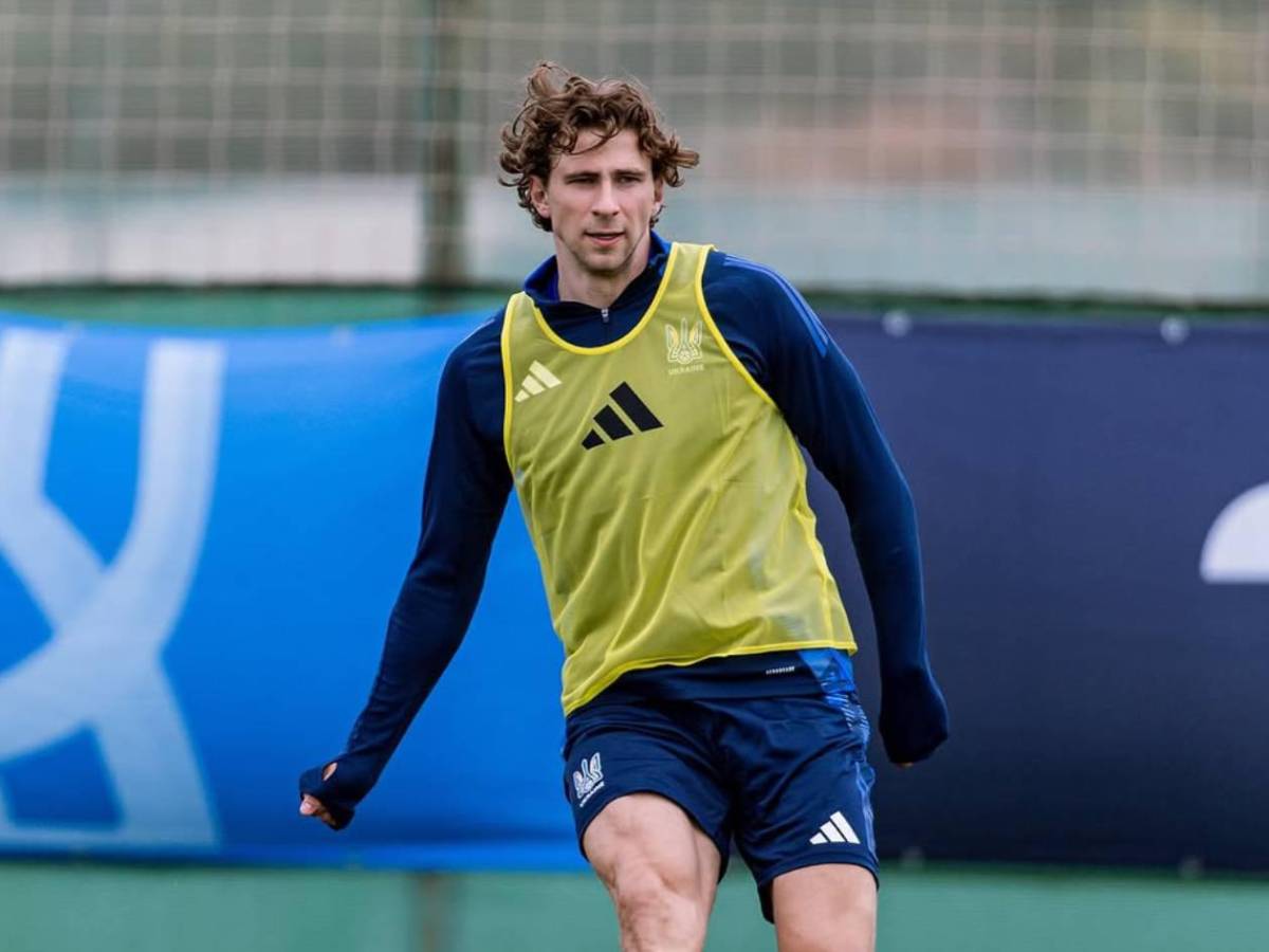 Barcelona con tres salidas dolorosas; Xavi vuelve y hondureño a la primera de España