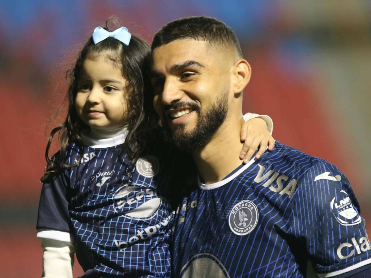 Festejos de Motagua, el jugador señalado en Platense y el descuido de bella chica