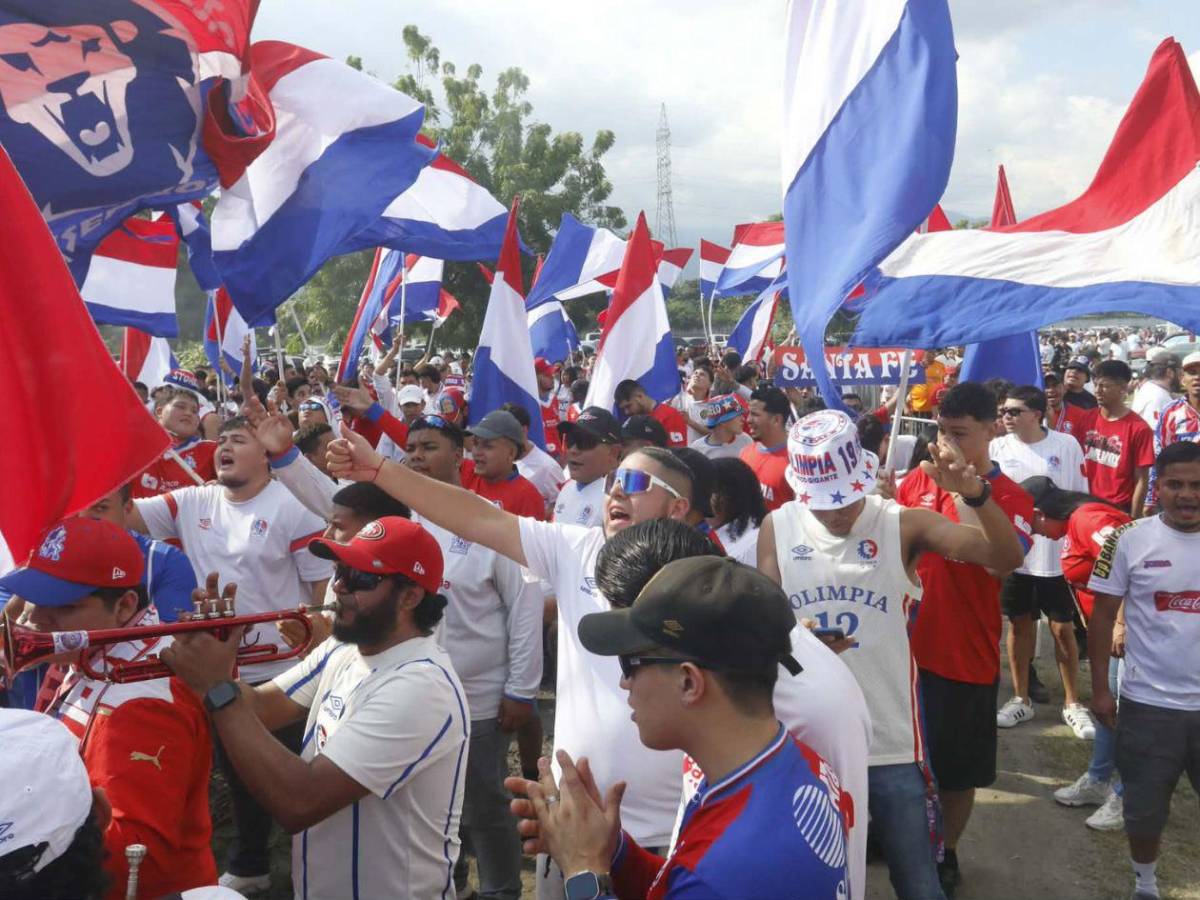 La Ultra Fiel se hizo sentir y puso color en la final Marathón–Olimpia