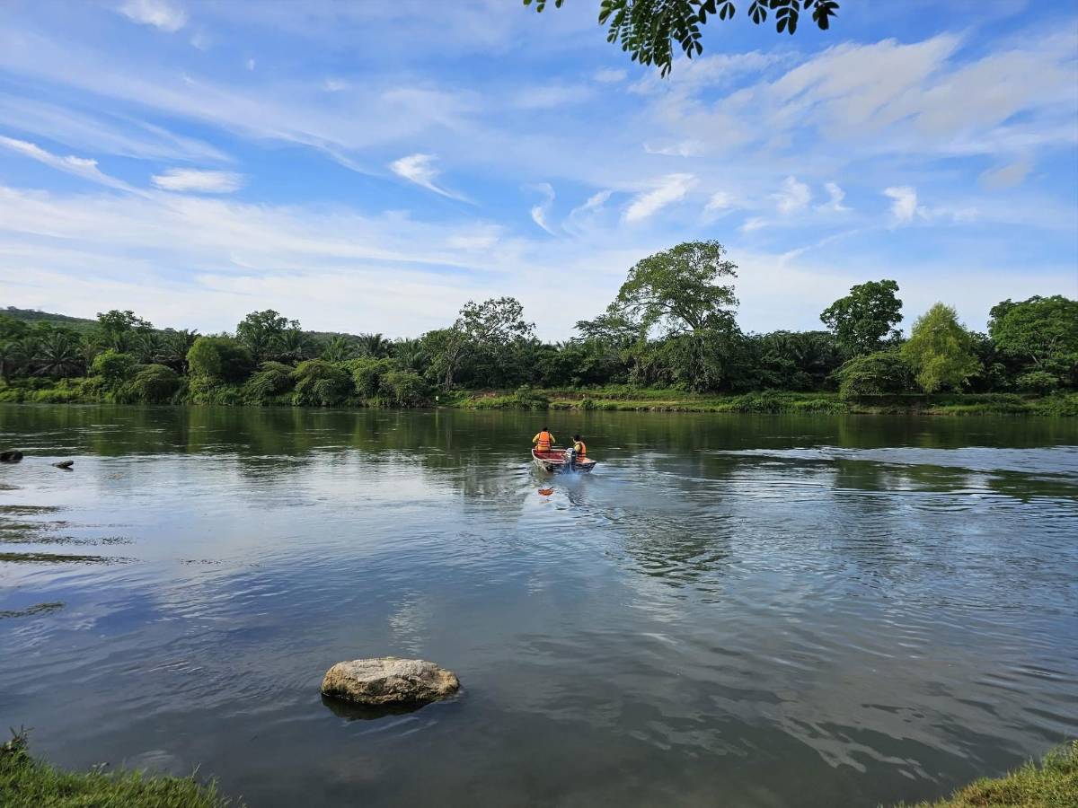 Adán Molina, el héroe que evitó que tragedia en el río Humuya fuera peor; rescató a tres
