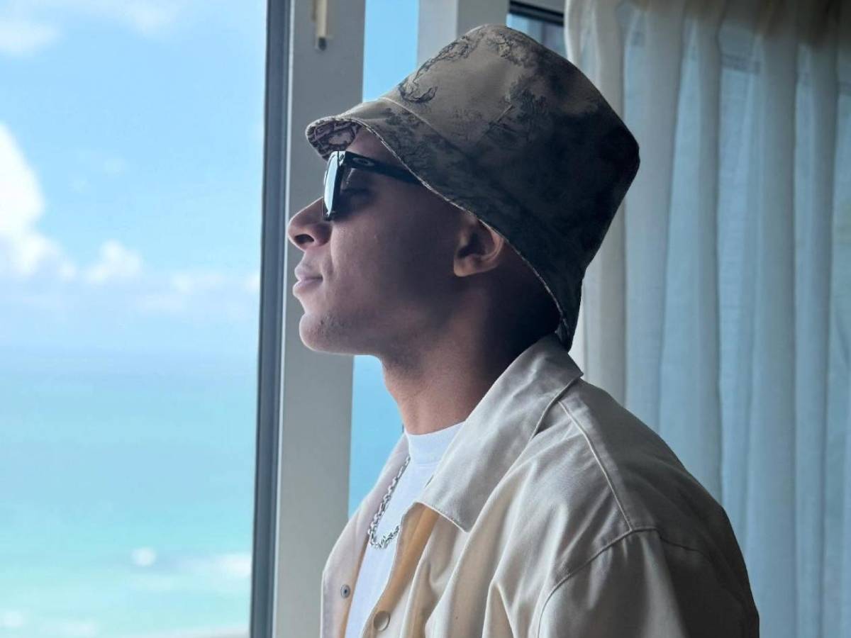 Mbappé es investigado tras pagarle a cinco policías: Esta cantidad les dio por curiosa razón