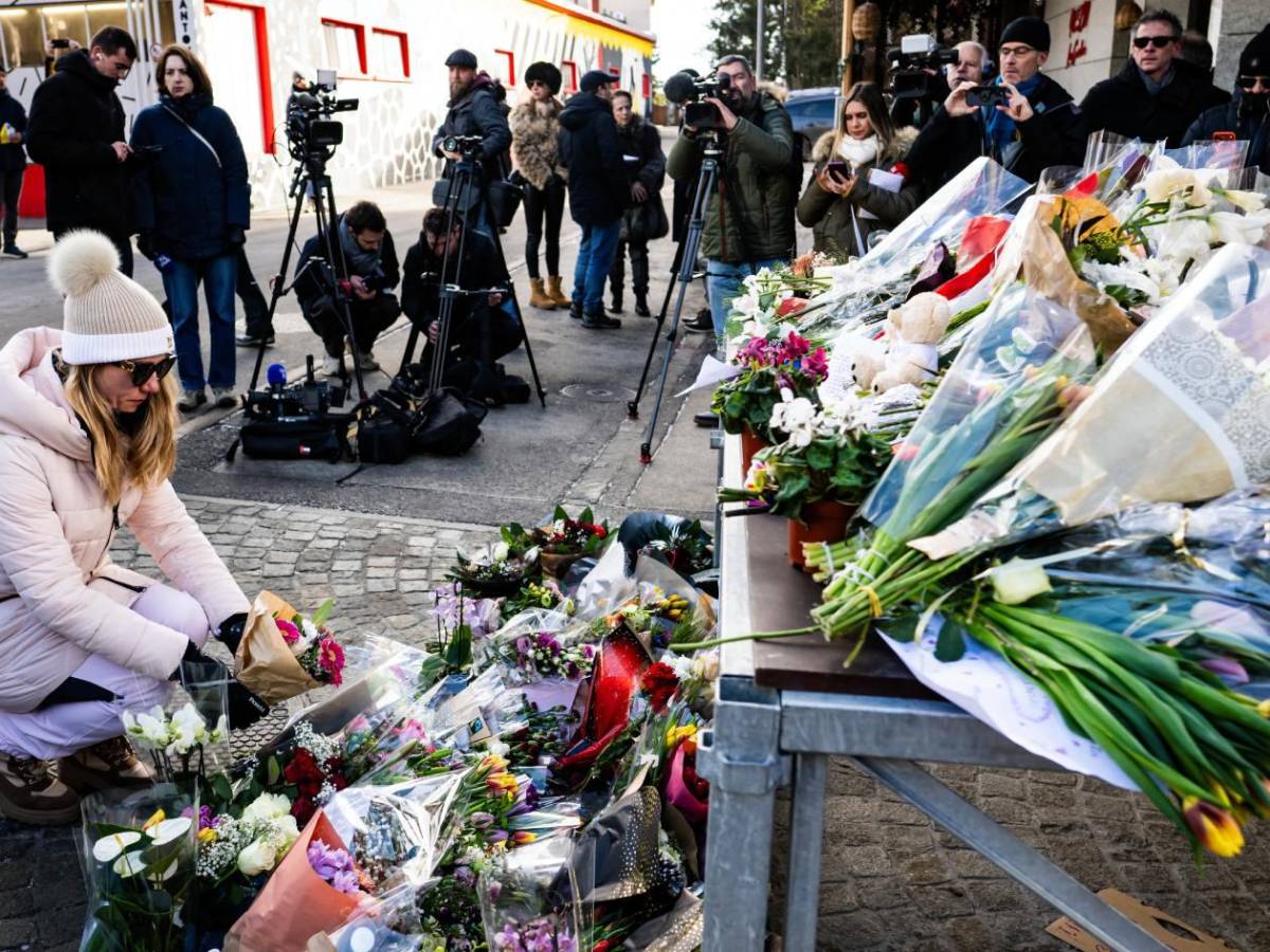 Futbolista lucha por su vida tras espeluznante incendio: Equipo lanza comunicado