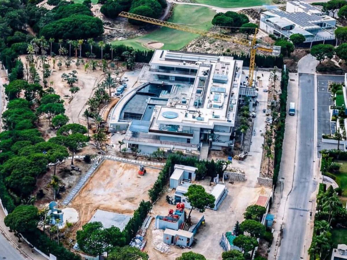 Cristiano Ronaldo pone en venta lujosa mansión: los motivos detrás de la decisión