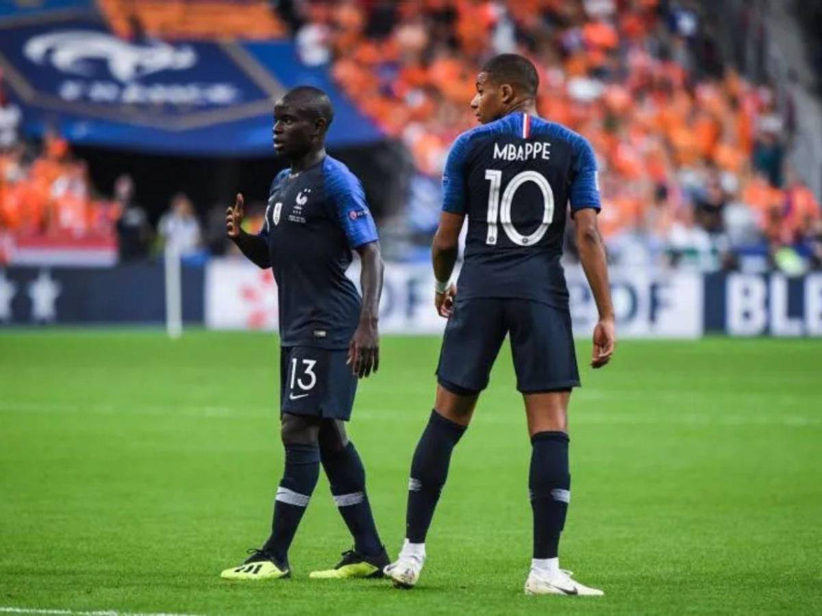 Mbappé con polémica en Francia: conflicto con Kanté y críticas por Ester Expósito