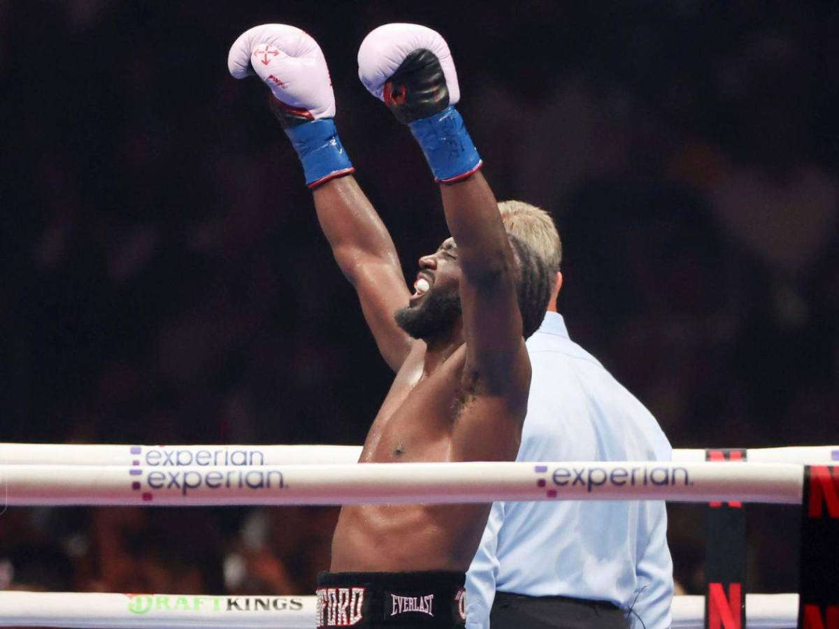 Noche amarga para Canelo: los famosos que presenciaron su derrota