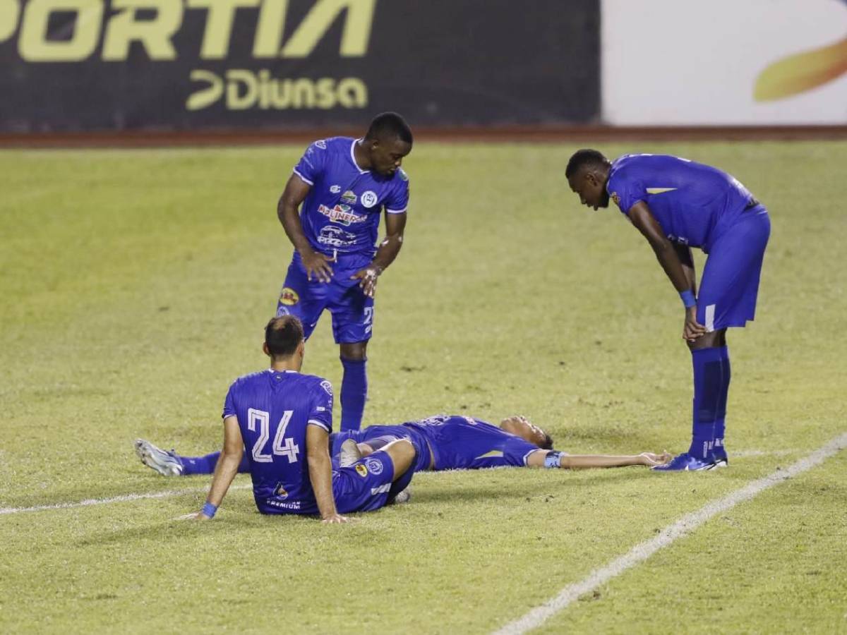 Sufrimiento de Marathón, jugador rompió en llanto, héroe inesperado y Victoria festeja