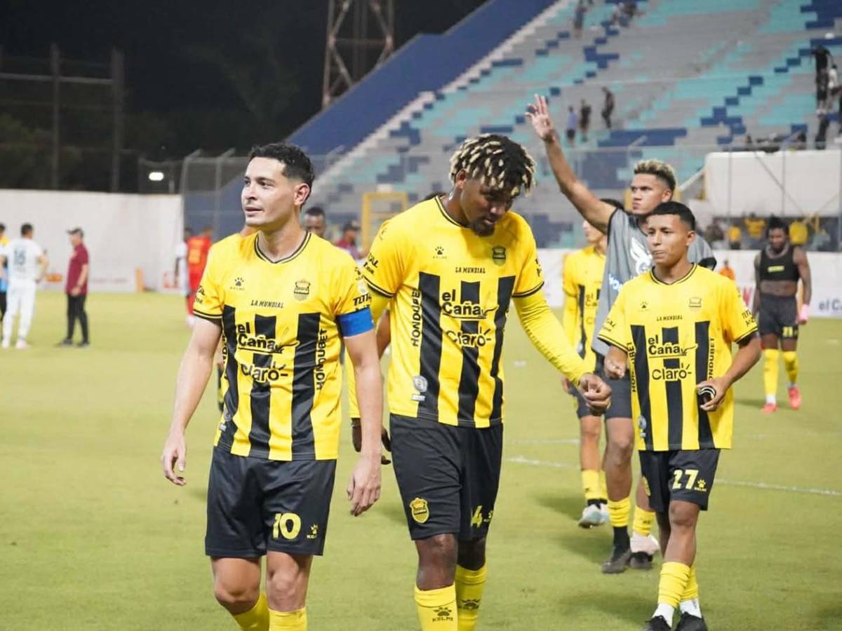 Real España festeja en el Morazán, fiesta de Platense y la chica más sexy cautiva