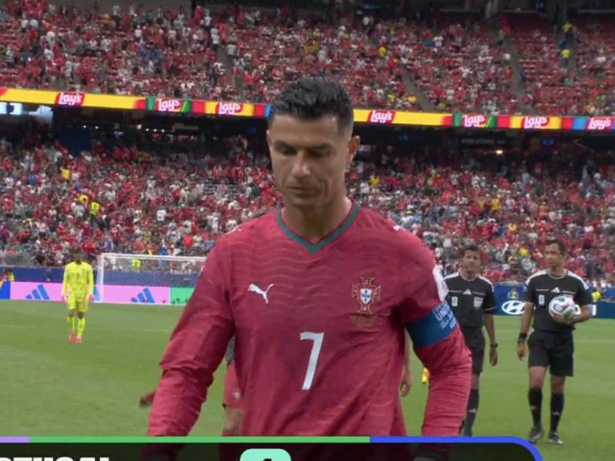 Cristiano Ronaldo molesto y compañeros se le rebelan; ayuda a Portugal y sorpresa con el MVP