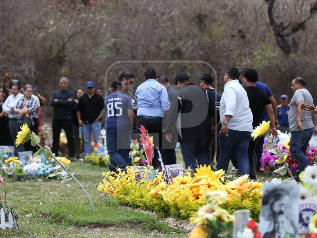 Escenas desgarradoras: despiden a las víctimas del fatal accidente en Quimistán