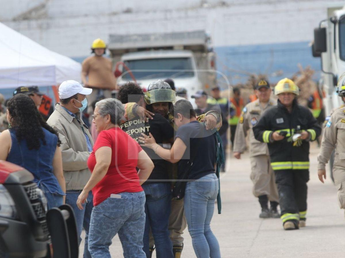 Desgarrador: familiares rompen en llanto tras hallazgo de segunda víctima en Loarque