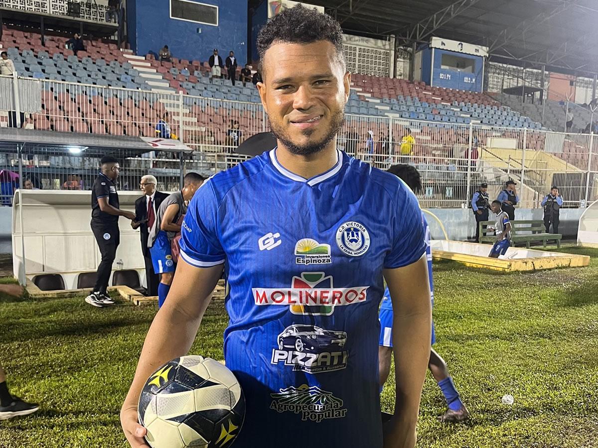 Rolando Blackburn fue el goleador del Victoria en el Torneo Apertura 2024.